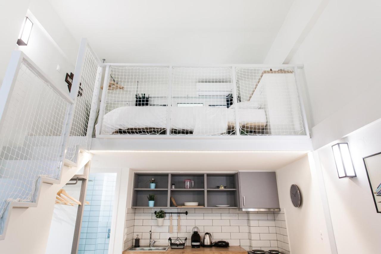 Be Based In This Groovy Loft In The City Center!! Афины Экстерьер фото